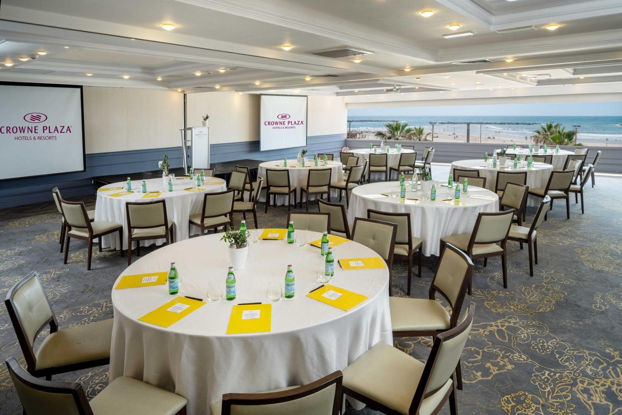 Hotel Crowne Plaza By Ihg 5*
