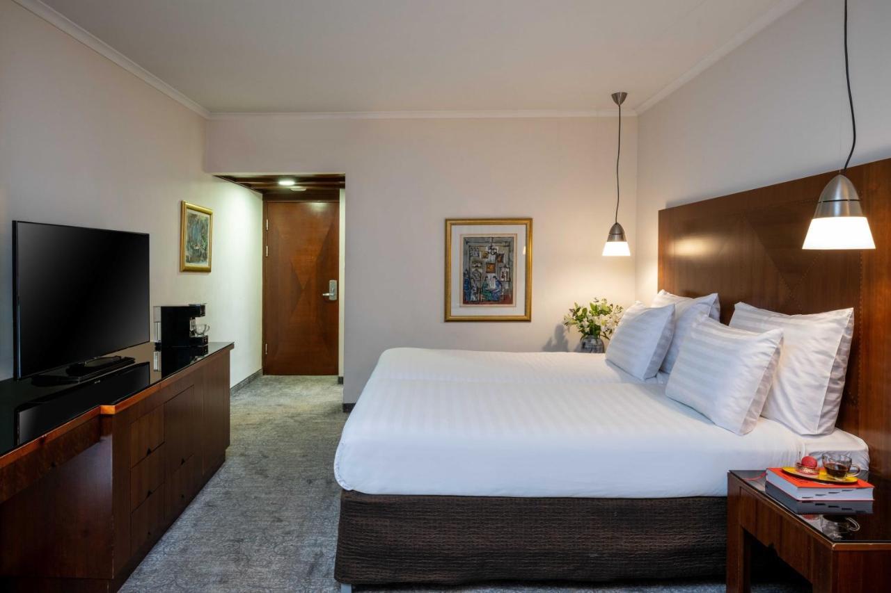 Crowne Plaza By Ihg